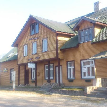 Viesu Nams Juras Sapni Hotel Dundaga Buitenkant foto