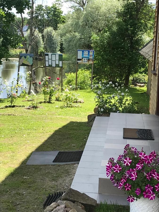 Viesu Nams Juras Sapni Hotel Dundaga Buitenkant foto
